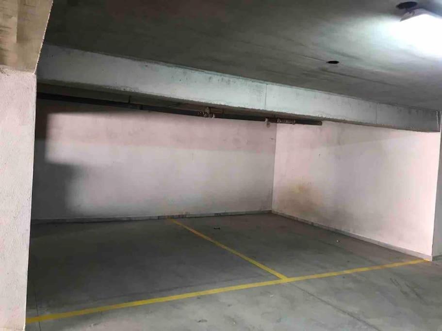 Apartamento 5 Min From Papageorgiou Free Indoor Parking Tesalónica Exterior foto